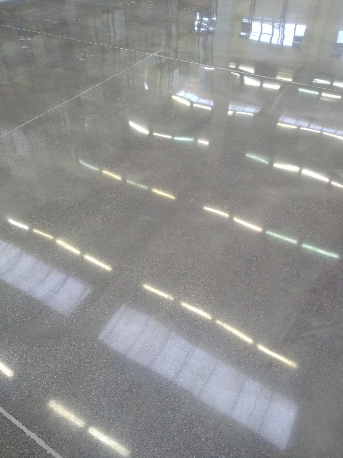 lucidatura pavimenti in cemento Treviso